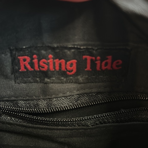 Rising Tide 100% Wool Boho Floral Purse - Picture 6 of 7